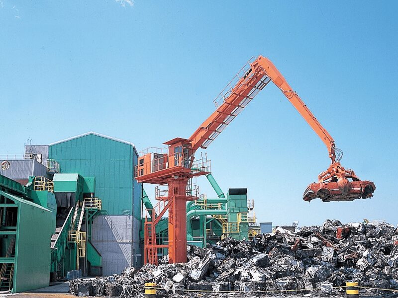 山口県にある共英製鋼(株)